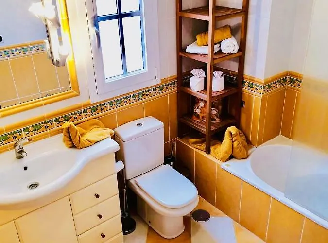 Tenerife فندق مبيت وإفطار *