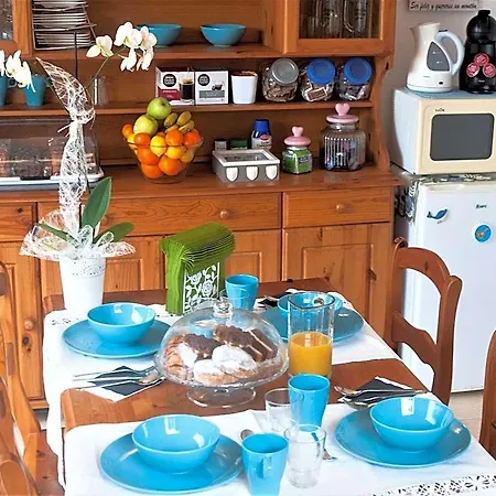 Tenerife Bed & Breakfast *